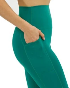 Best Squat Proof Leggings In Jungle Green -Active Aura Shop BestAthleticLeggings JungleGreen 3