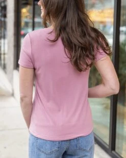 Best Fit V-Neck Tee In Pink 13 Best Fit V-Neck Tee In Pink -Active Aura Shop BestFitVNeckTee Pink 9