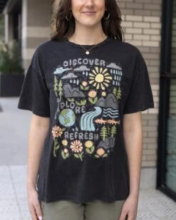 Boyfriend Fit Graphic Tee - Discover, Explore, Refresh
