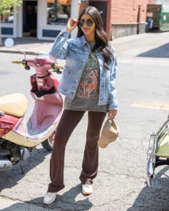 Boyfriend Fit Graphic Tee - Texas -Active Aura Shop BoyfriendOversizedGraphicTee Texas 9