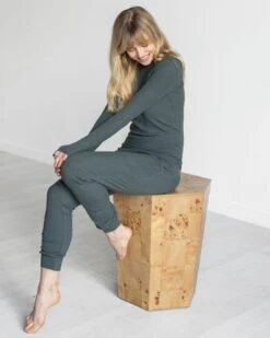 Essential Ribbed Forest Long Sleeve Tee -Active Aura Shop EssentialRibbed LongSleeveTee Forest 5 73da7582 32e3 44fb aef6 fcace68a0049