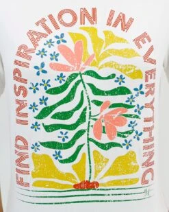 Girlfriend Fit Graphic Tee - Find Inspiration -Active Aura Shop GirlfriendFitGraphicTee FindInspiration 4