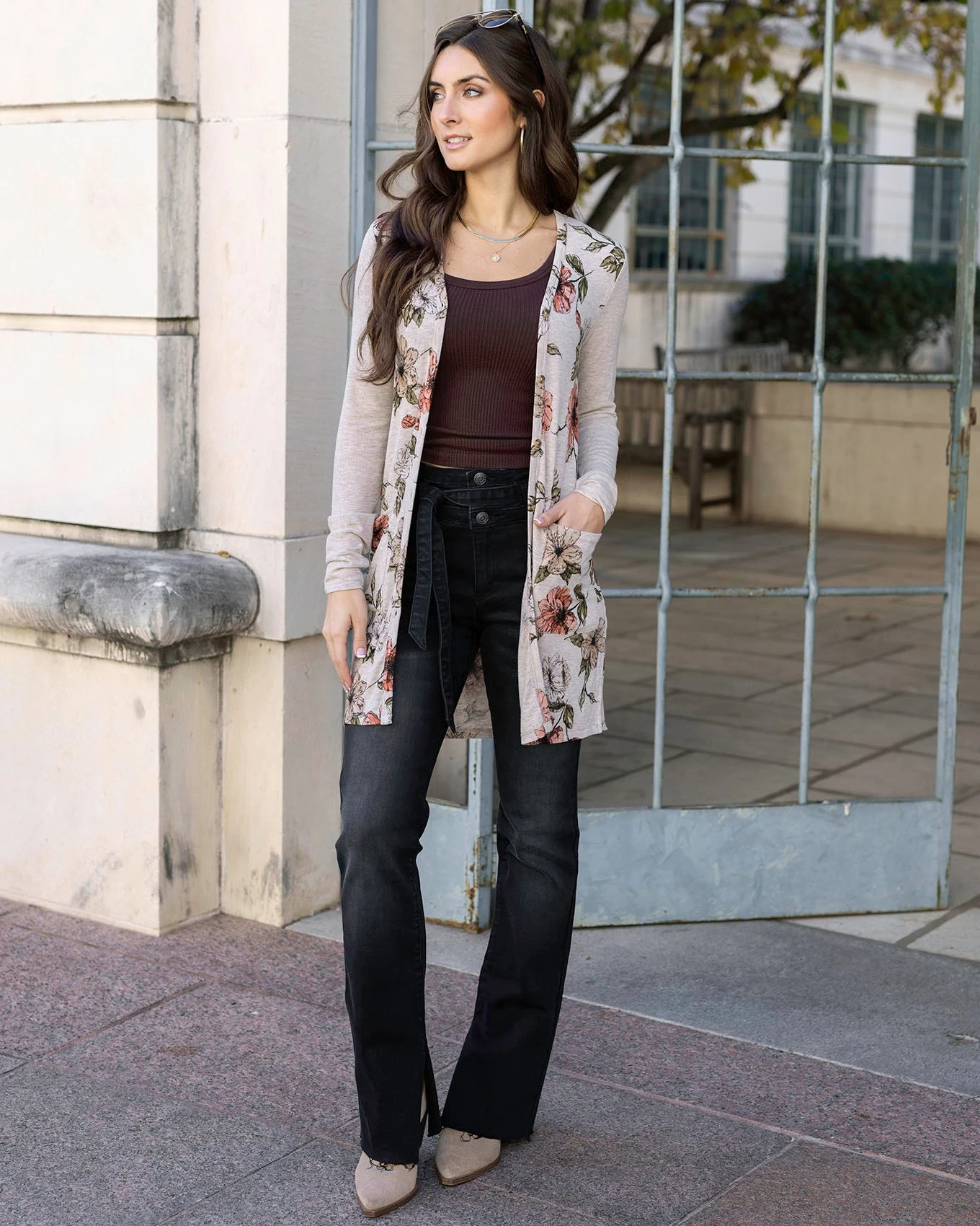 Lightweight Floral Ribbed Cardigan - FINAL SALE 5 Lightweight Floral Ribbed Cardigan - FINAL SALE - Image 3