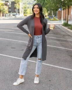 Mid-Rise Distressed Vintage Wash Girlfriend Jeans -Active Aura Shop MidRiseGirlfriendJeans VintageWash Distressed 11