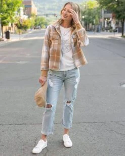 Mid-Rise Distressed Vintage Wash Girlfriend Jeans -Active Aura Shop MidRiseGirlfriendJeans VintageWash Distressed 4