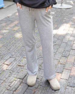 Signature Soft Mid-Heathered Grey Straight Leg Sweatpants
