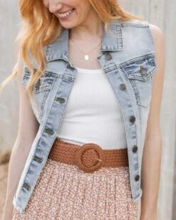 Soft Wash Denim Vest In Light-Wash