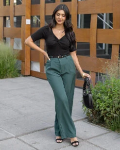 Sweetheart Black Short Sleeve Top 13 Sweetheart Black Short Sleeve Top -Active Aura Shop SweetheartShortSleeveTop Black 4