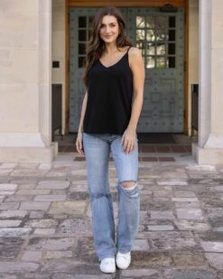 V-Neck Cami In Black -Active Aura Shop VNeckCami Black 9